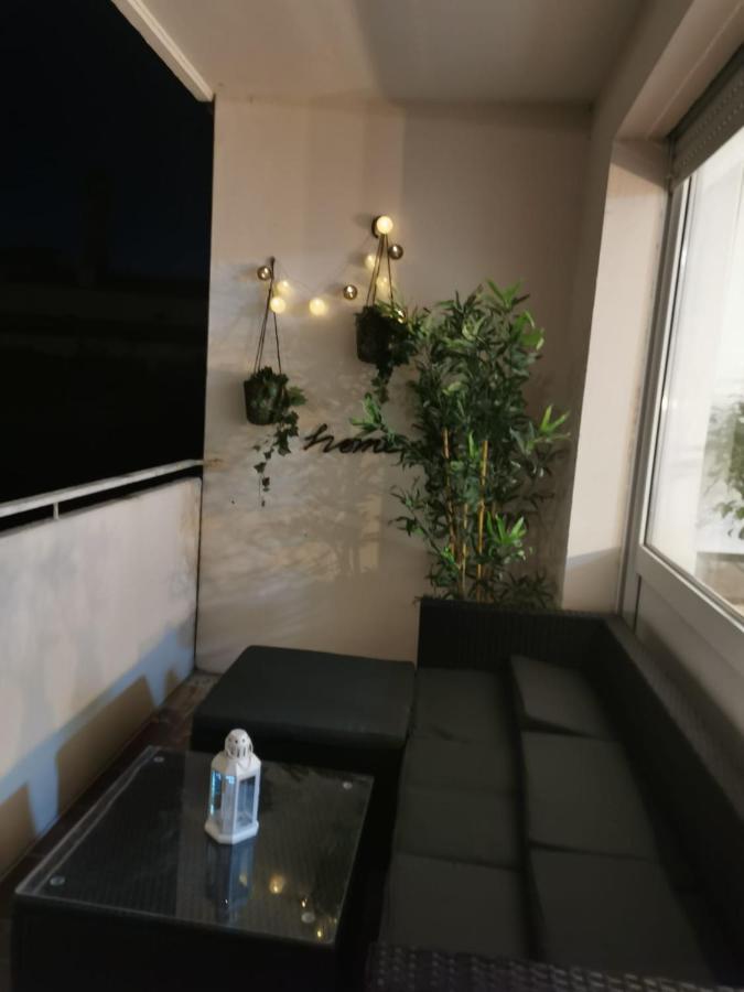 Frisch Sanierte Ferienwohnung 2 Min Vom Suedstrand - Balkon - Pay Tv Wilhelmshaven Bagian luar foto