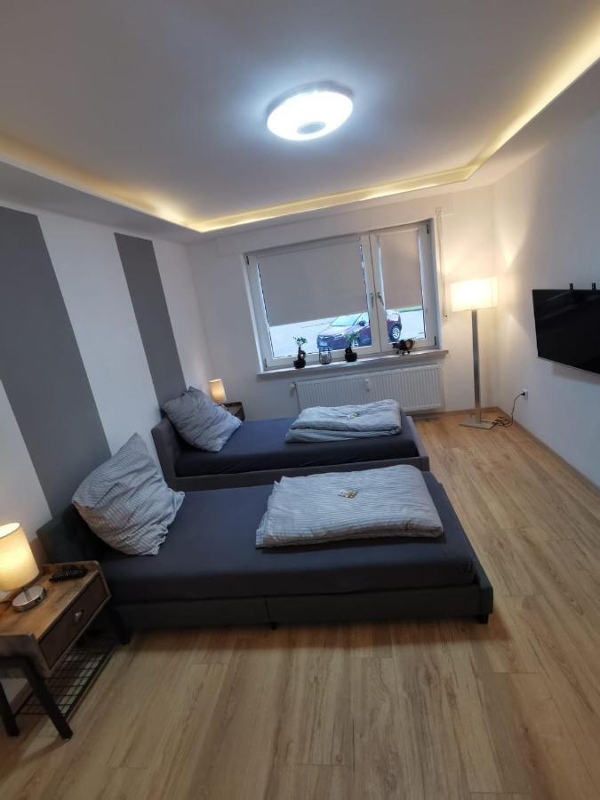 Frisch Sanierte Ferienwohnung 2 Min Vom Suedstrand - Balkon - Pay Tv Wilhelmshaven Bagian luar foto